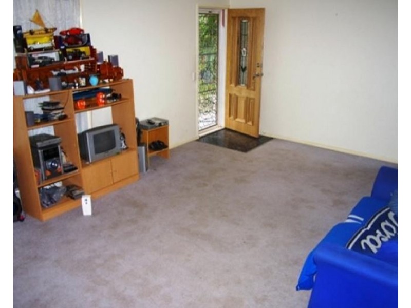 8 Moonah Court, Crestmead QLD 4132