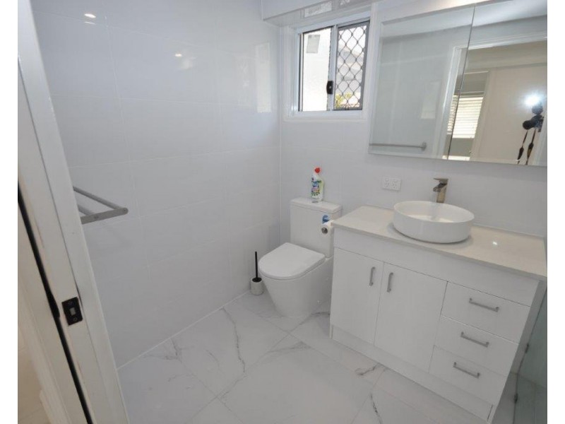 6 Breynia Street, Kingston QLD 4114