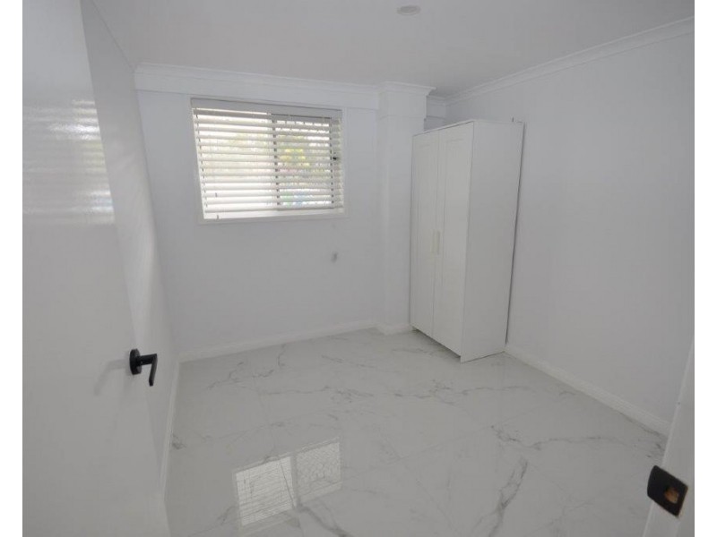 6 Breynia Street, Kingston QLD 4114