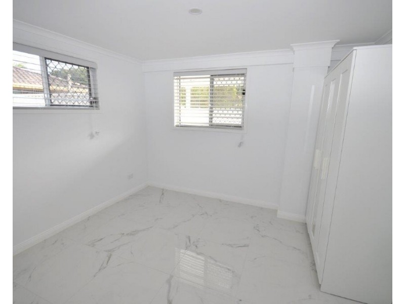 6 Breynia Street, Kingston QLD 4114