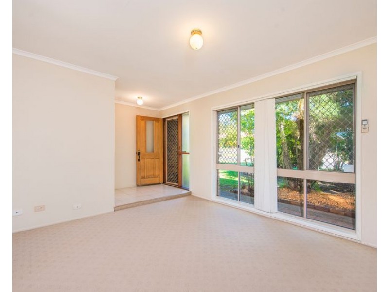 33 Cramer Boulevard, Mount Warren Park QLD 4207