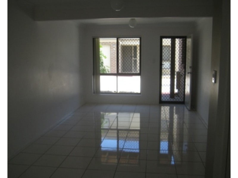 6/5 Cotterell Road, Kallangur QLD 4503