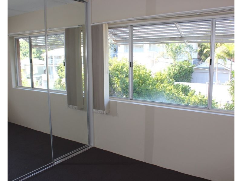 8 Terrace Street, Toowong QLD 4066