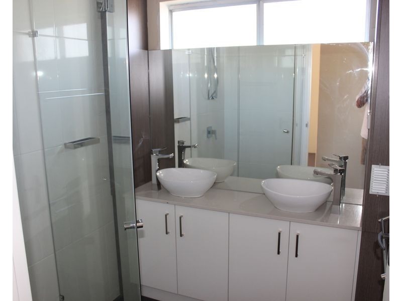 8 Terrace Street, Toowong QLD 4066