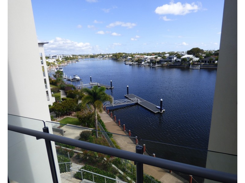 37/7 Grand Parade, Kawana Island QLD 4575