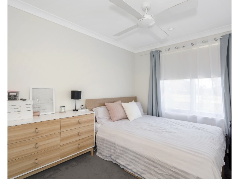 98/188 Gainsborough Drive, Pimpama QLD 4209