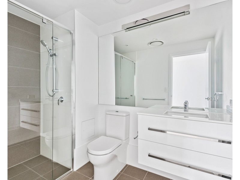 10603/300 Old Cleveland Road, Coorparoo QLD 4151