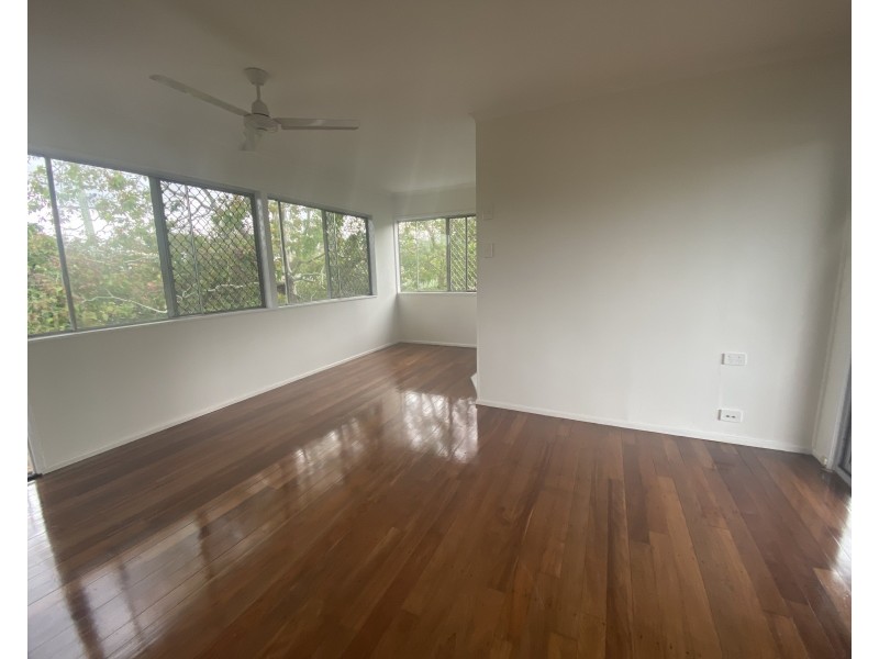 5 Waratah Street, Woodridge QLD 4114