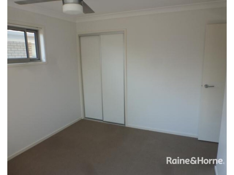 28/86 Carselgrove Ave, Fitzgibbon QLD 4018