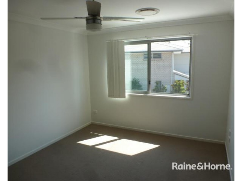 28/86 Carselgrove Ave, Fitzgibbon QLD 4018