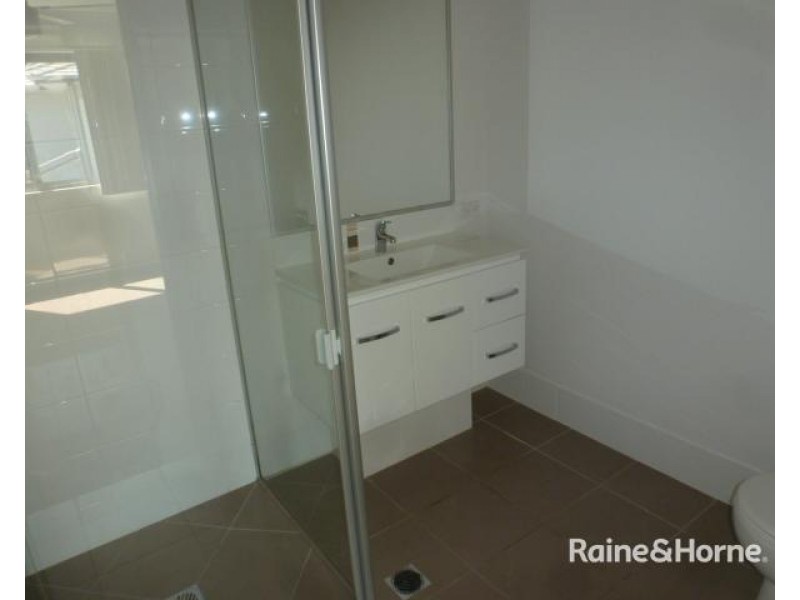 28/86 Carselgrove Ave, Fitzgibbon QLD 4018