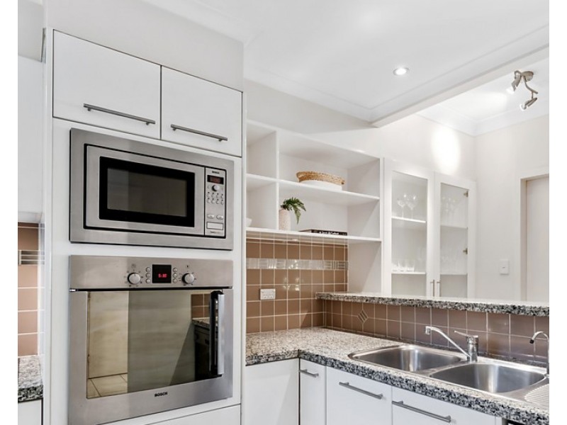 23/78 CAIRNS STREET, Kangaroo Point QLD 4169