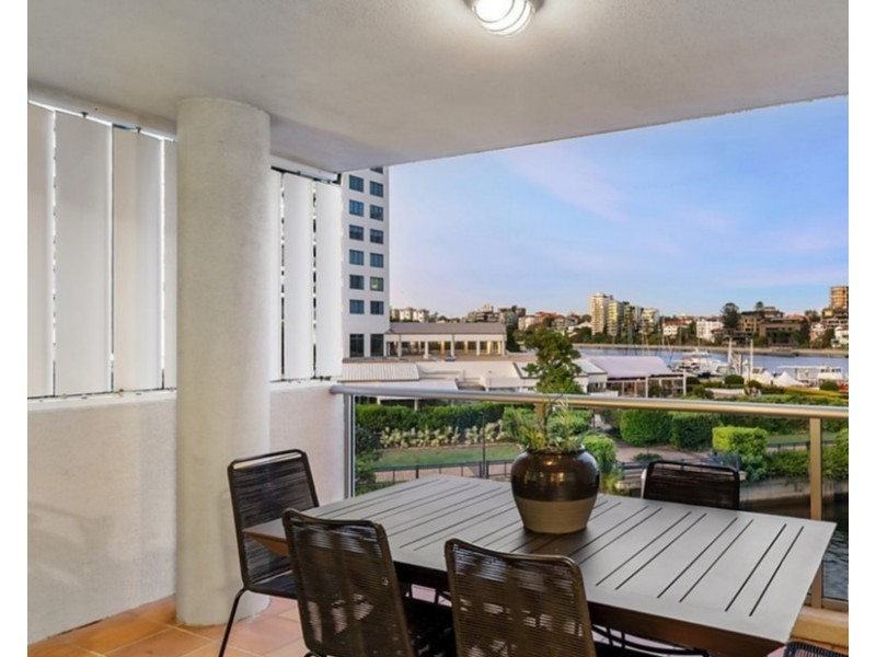 23/78 CAIRNS STREET, Kangaroo Point QLD 4169