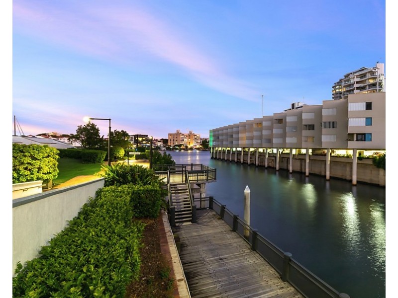 23/78 CAIRNS STREET, Kangaroo Point QLD 4169