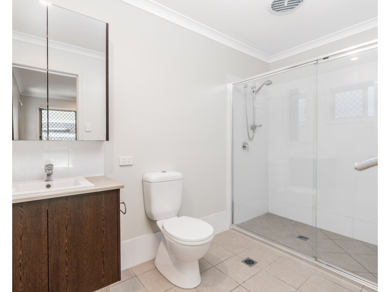 64 Baspa Street, Holmview QLD 4207