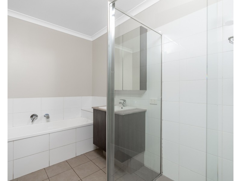 64 Baspa Street, Holmview QLD 4207
