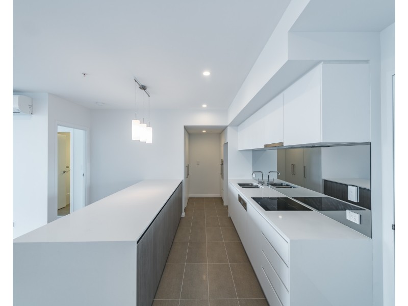 11002/300 Old Cleveland Road, Coorparoo QLD 4151