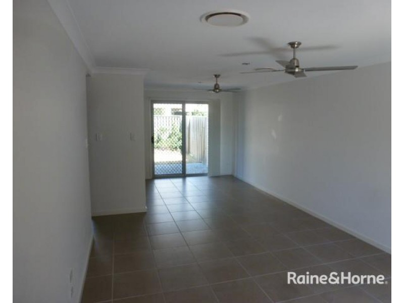 10/86 Carselgrove ave, Fitzgibbon QLD 4018