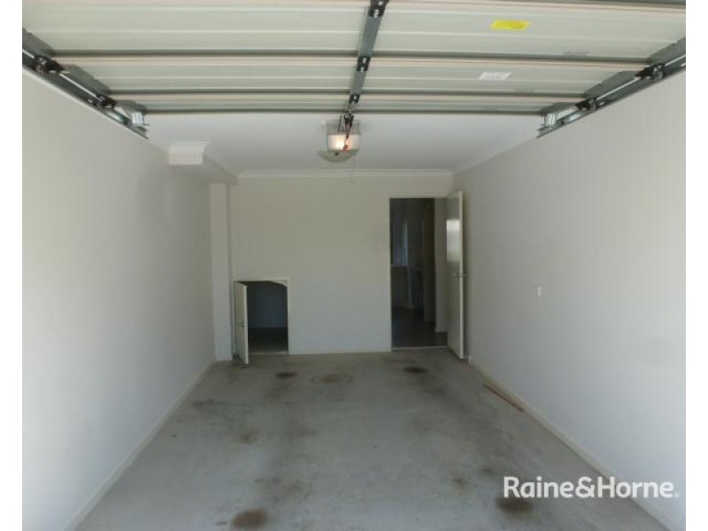 10/86 Carselgrove ave, Fitzgibbon QLD 4018