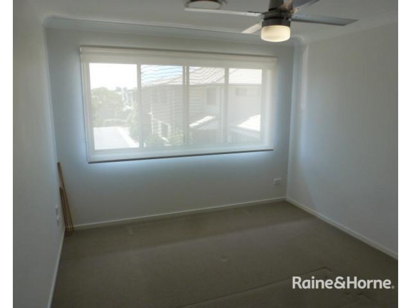 10/86 Carselgrove ave, Fitzgibbon QLD 4018