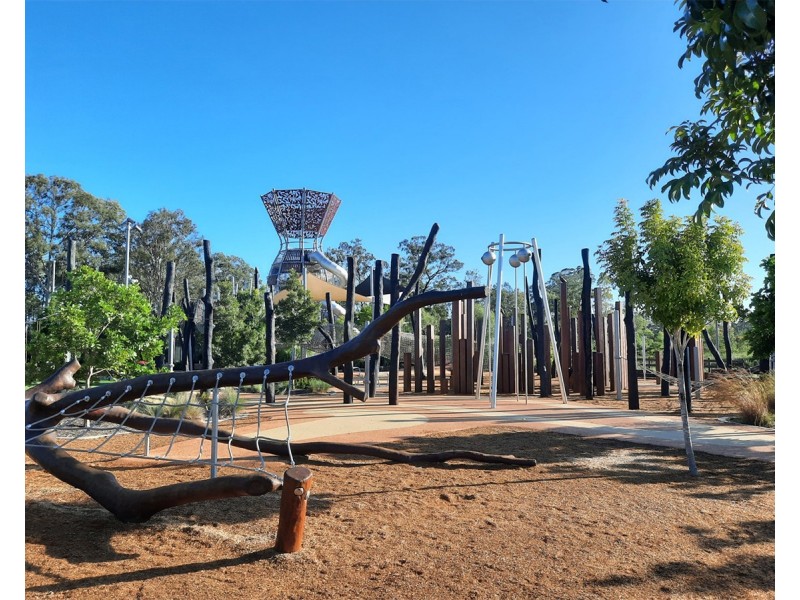 8 Lee Street, Pimpama QLD 4209