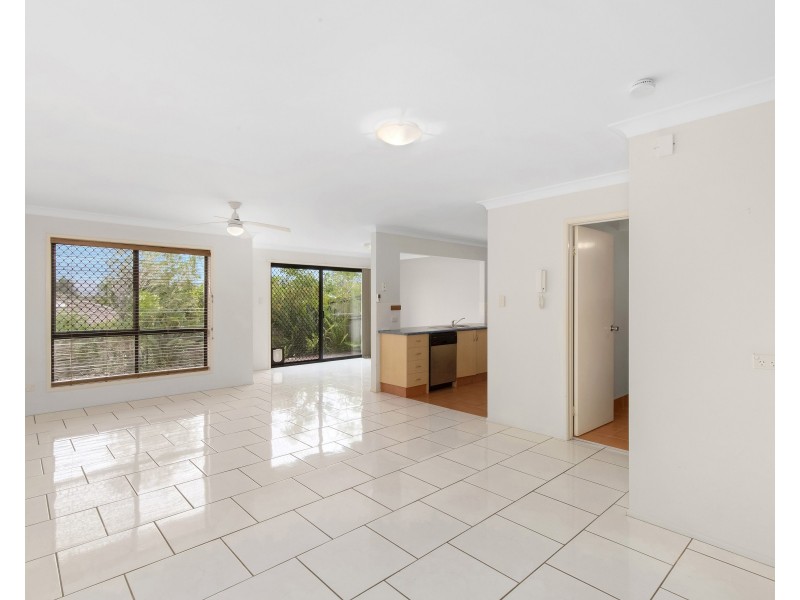 3/2 Concord Circuit, Robina QLD 4226