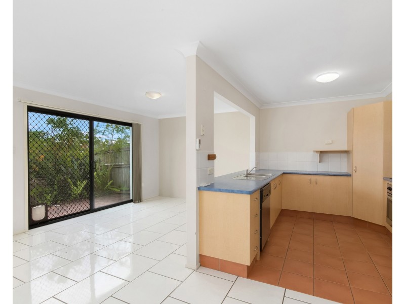 3/2 Concord Circuit, Robina QLD 4226
