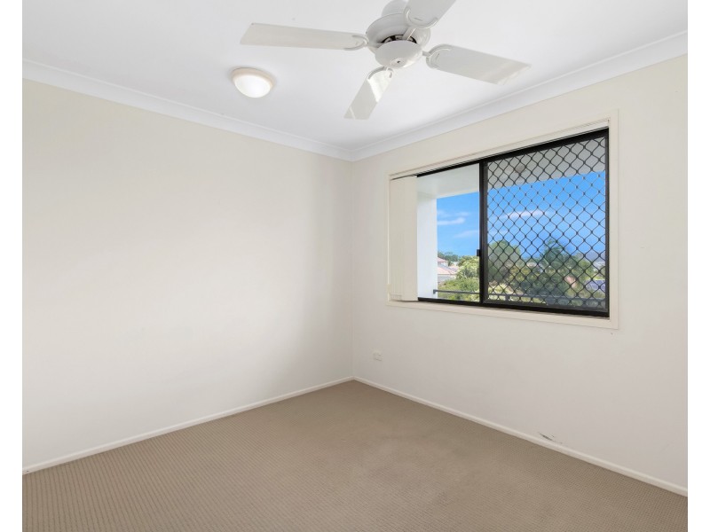3/2 Concord Circuit, Robina QLD 4226