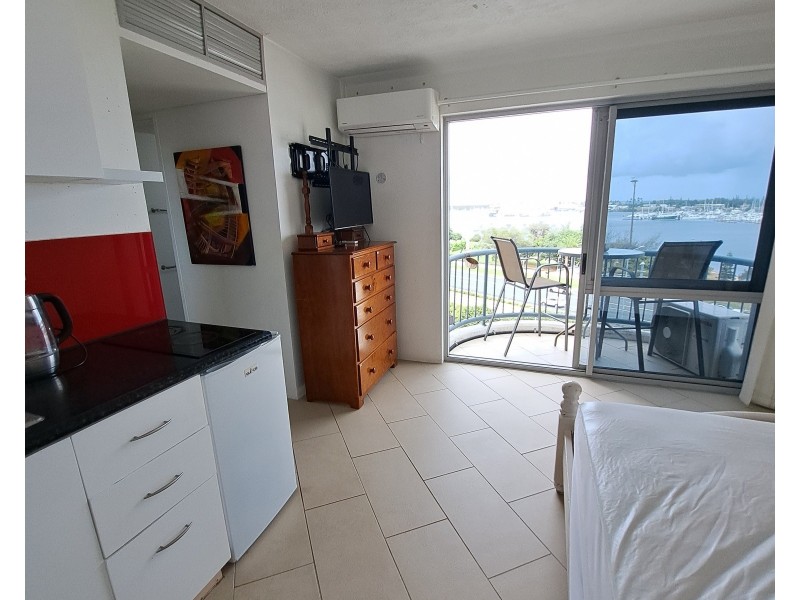 715/2 Barney Street, Southport QLD 4215