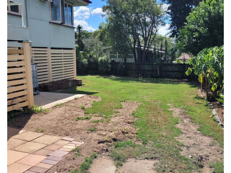 52 Avon Street, Leichhardt QLD 4305