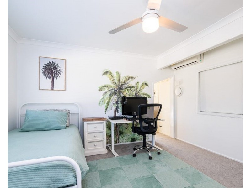 36 Phillip Street, Redland Bay QLD 4165