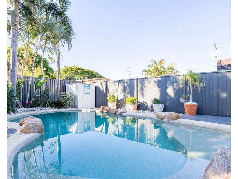 36 Phillip Street, Redland Bay QLD 4165