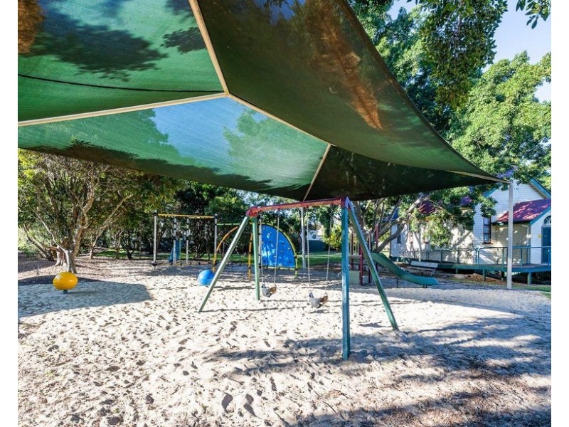 36 Phillip Street, Redland Bay QLD 4165