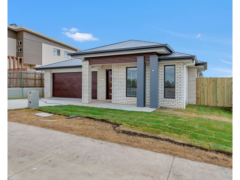 45 Helsinki Street, Spring Mountain QLD 4124