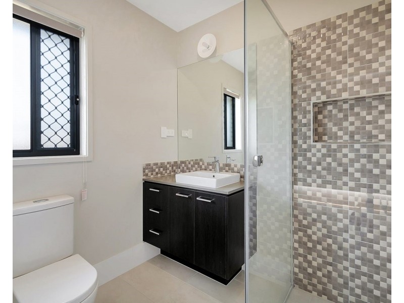 45 Helsinki Street, Spring Mountain QLD 4124