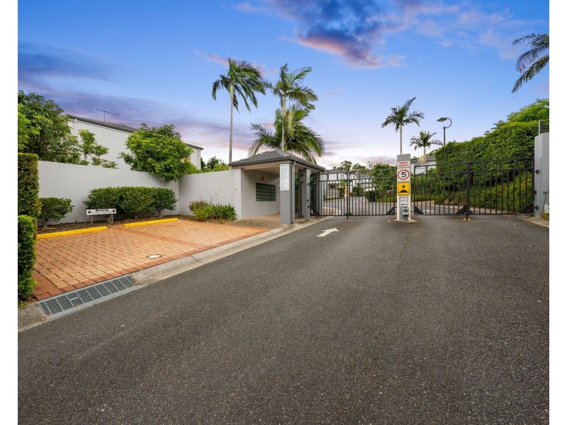 4/10 Chapman Place, Oxley QLD 4075