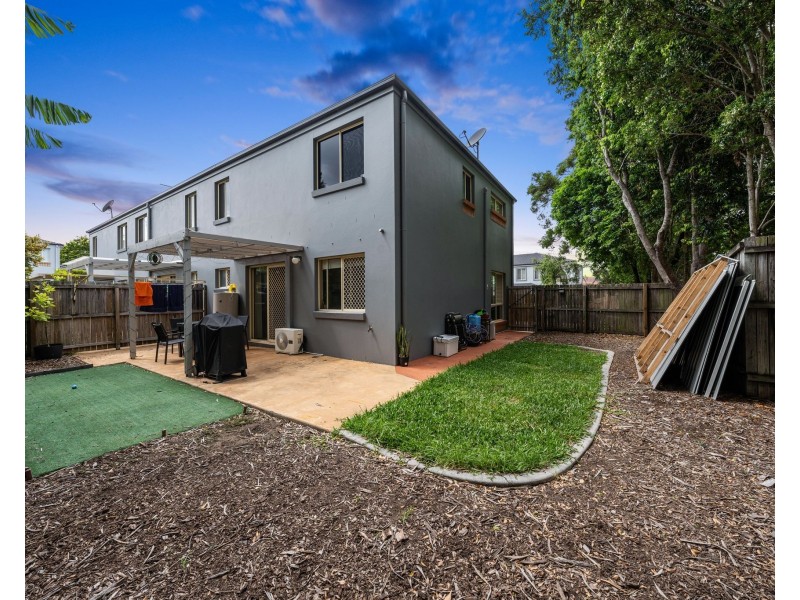 4/10 Chapman Place, Oxley QLD 4075