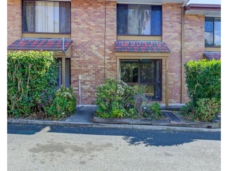 28/29 Defiance Road, Woodridge QLD 4114