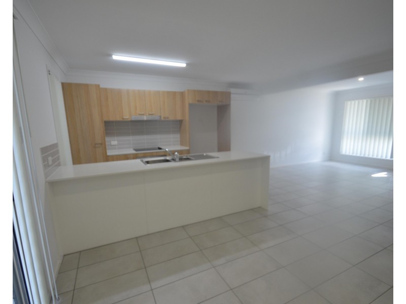 68/29 Claussen Street, Browns Plains QLD 4118