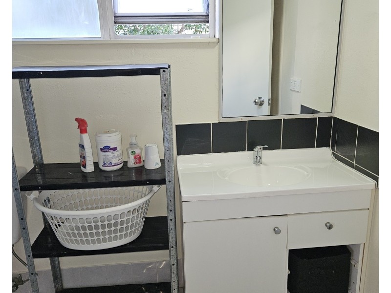 201/2 Barney Street, Southport QLD 4215