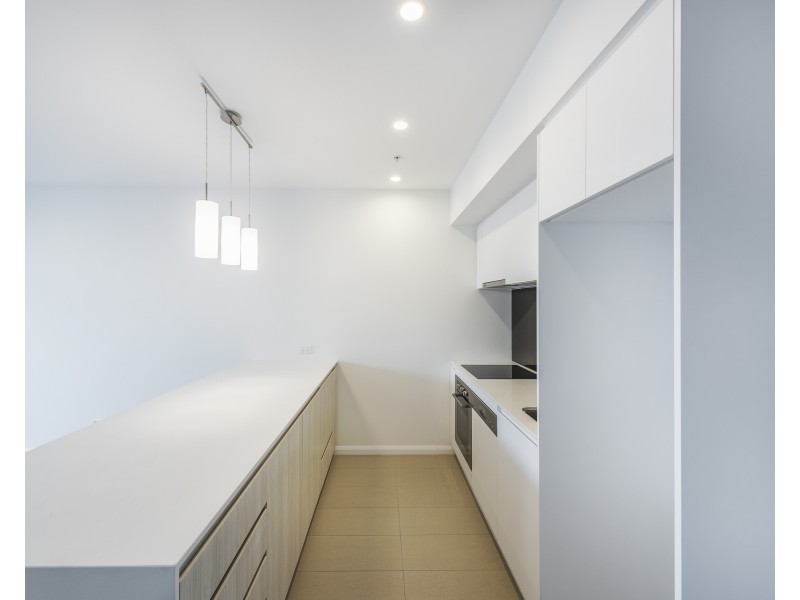 30101/300 Old Cleveland Road, Coorparoo QLD 4151