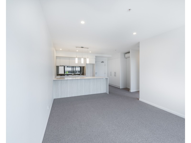 30101/300 Old Cleveland Road, Coorparoo QLD 4151