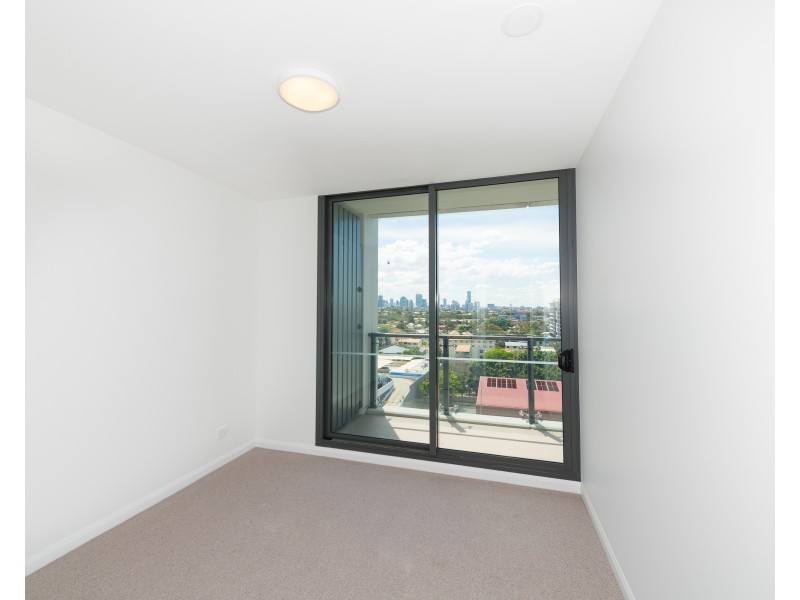 20704/300 Old Cleveland Rd, Coorparoo QLD 4151