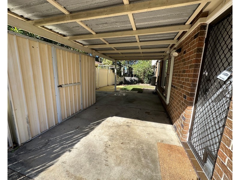 1/17 Eurimbula Court, Paradise Point QLD 4216