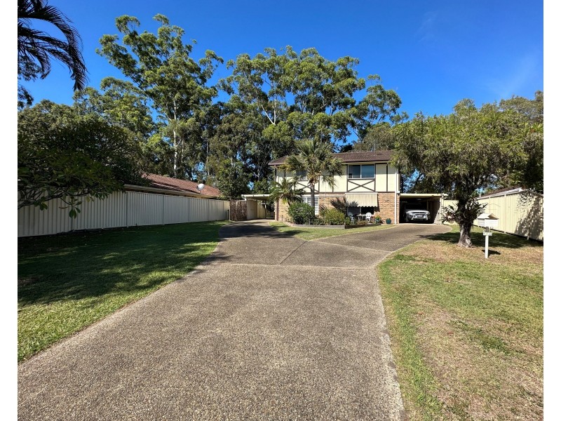 1/17 Eurimbula Court, Paradise Point QLD 4216