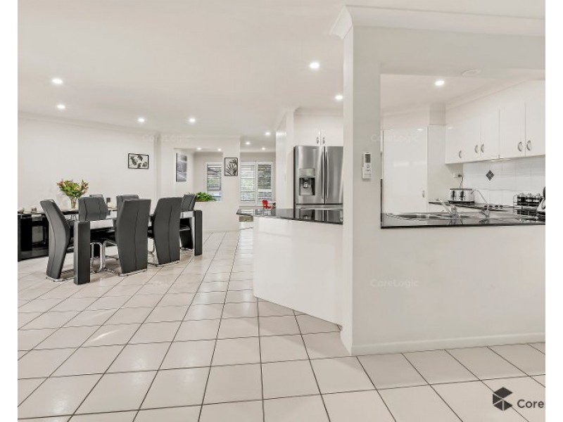 22 Riverwood Drive, Ashmore QLD 4214