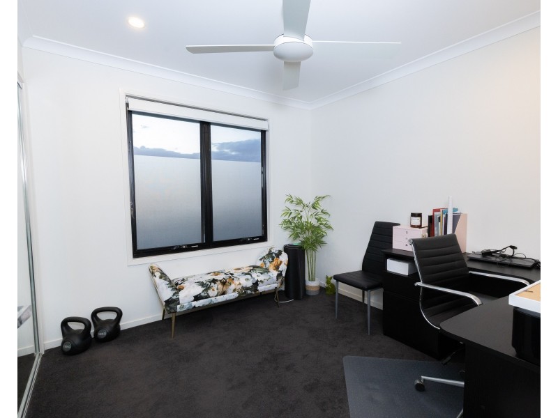 1/430 Gainsborough Drive, Pimpama QLD 4209