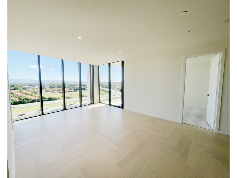 31004/24 The lanes Boulevard, Mermaid Waters QLD 4218