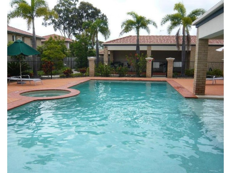 6/2 Bos Drive, Coomera QLD 4209