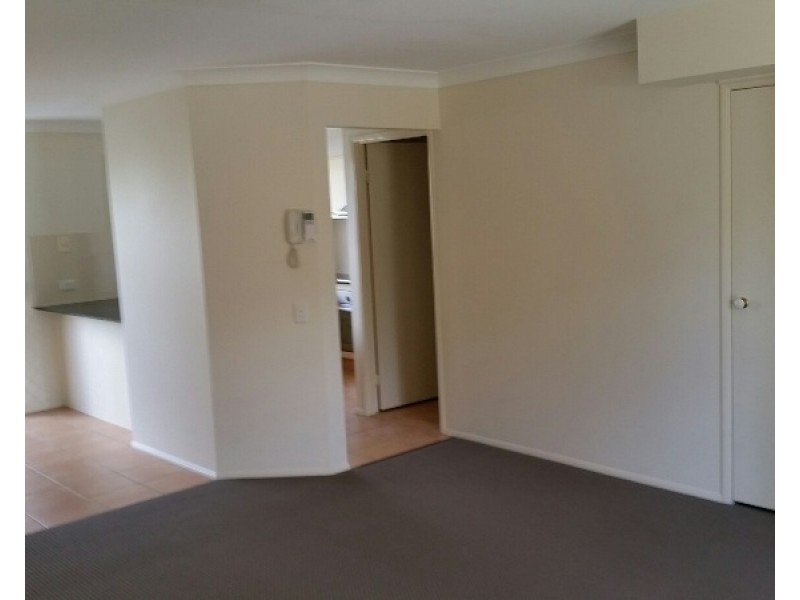 6/2 Bos Drive, Coomera QLD 4209